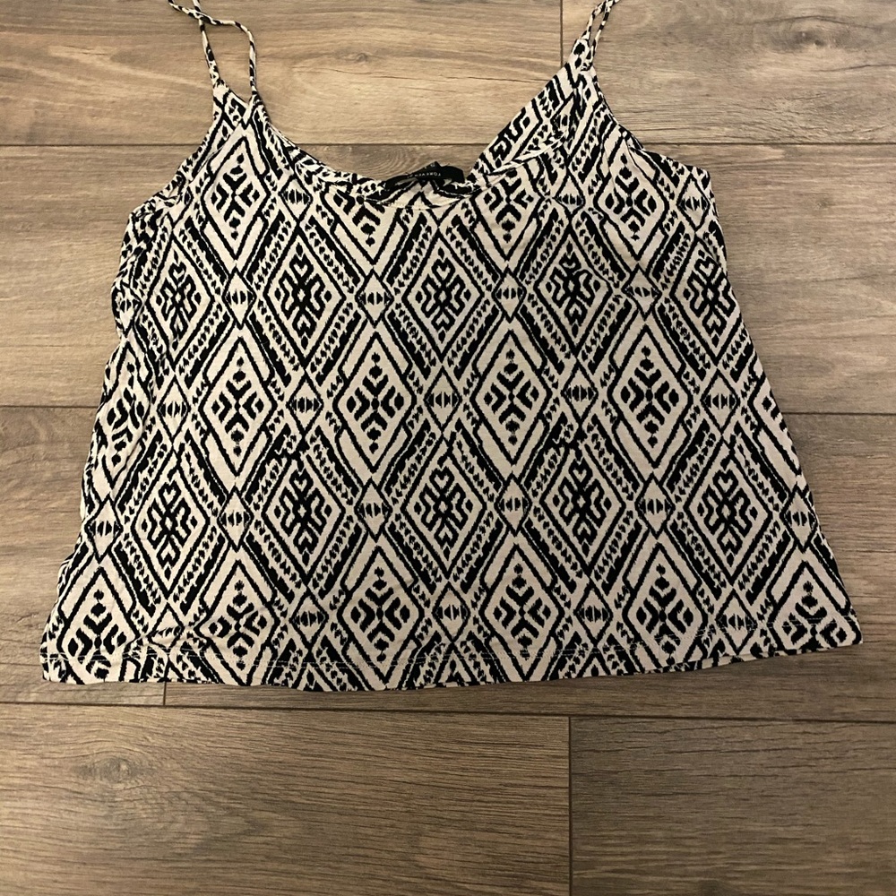 Cropped tank - Picture 2 of 2